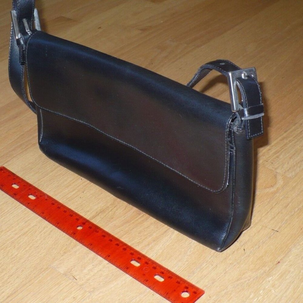 Authentic Cristian Leather Shoulder Bag - made in Italy